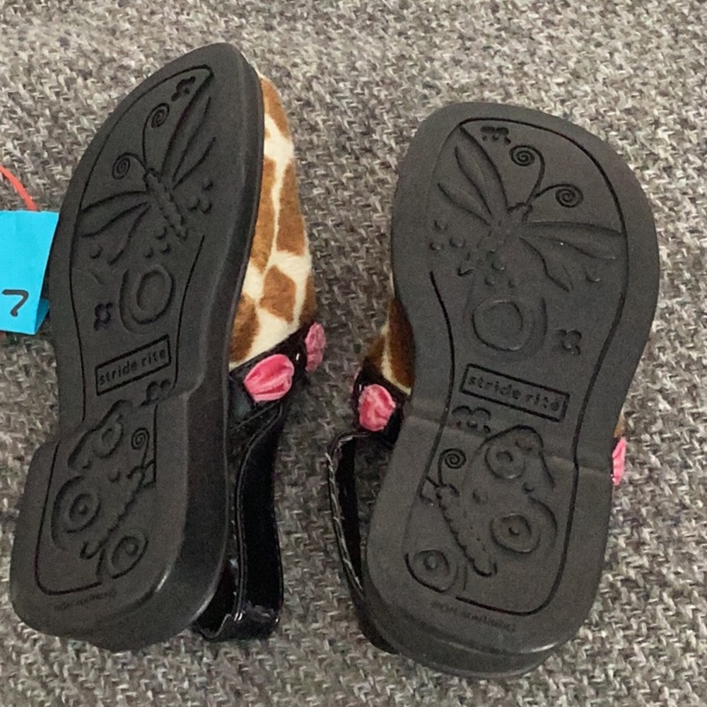 Stride rite size 7 toddler clog - Picture 2 of 4